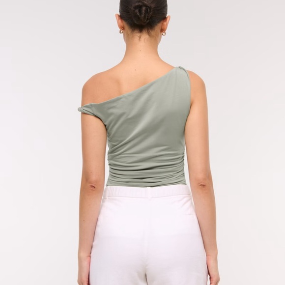 Abercrombie & Fitch Asymmetrical Twist Top - Picture 6 of 6